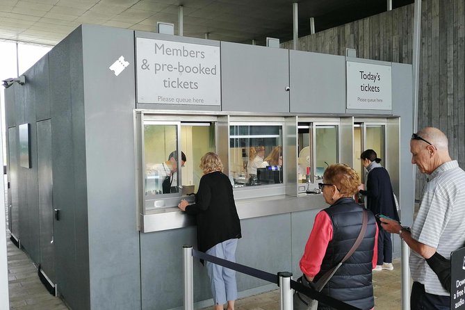 Luxury Private Vehicle Day Hire from & to London via Stonehenge Lacock and Bath - Who Will Appreciate This Tour Most?