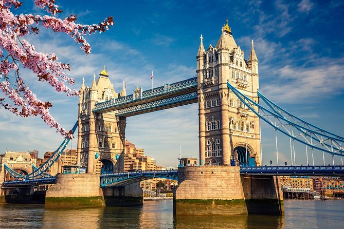 Luxury Range Rover at your Disposal in London for Full Day City Tour - The Experience: Customizable Stops and Destinations