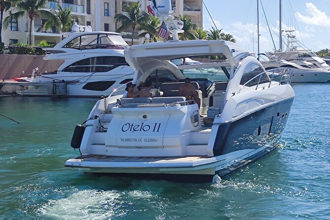 Luxury Sunseeker 50 - 6 hs Cancun - Isla Mujeres (MagicSea-SS) - Cruising Along Cancun’s Coastline