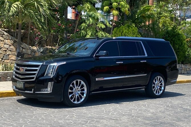 Luxury Transportation SUV Airport HUX to Bahias Hotels - Comfortable, Air-Conditioned Vehicle for Up to 6 Guests