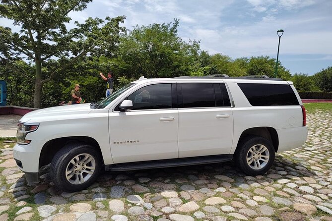 Luxury Transportation SUV Airport HUX to Bahias Hotels - Pricing and What’s Included