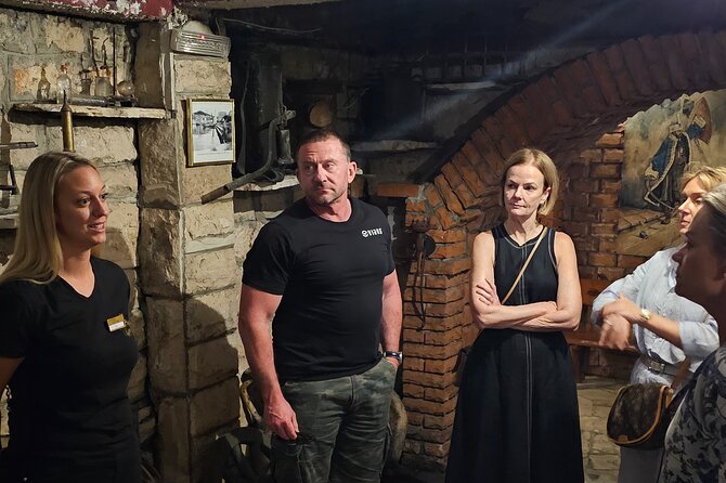 Luxury Wine and Oyster tasting - Sampling Family-Owned Wines at Matuko Winery