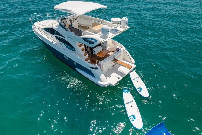 Luxury Yacht Experience in Los Cabos 45 FT - Key Points
