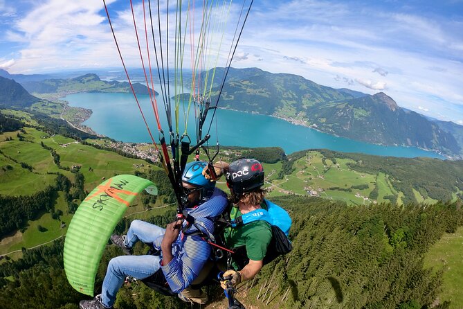 Luzern / Lucerne Professional Paragliding Tandem Flights - The Flight Experience and What You Will See