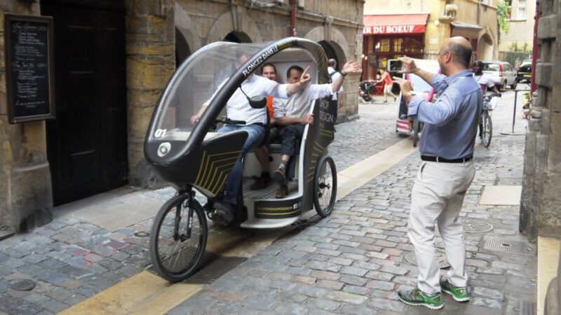 Lyon: 1 or 2-Hour Pedicab Tour - Discovering Vieux Lyon: Medieval and Renaissance Charm