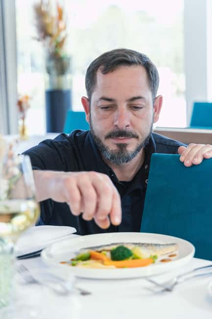 Lyon 2.5-Hour Dinner Cruise - Lyon 2.5-Hour Dinner Cruise: An Elegant Way to See Lyon by Night