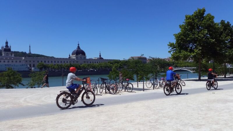 Lyon: 2-Hour Electric Bike Tour with a Local Guide - Tour Route and Stops