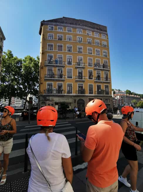 Lyon: 3-Hour Guided E-Bike Tour - Exploring Lyon’s Top Neighborhoods: Croix Rousse, Presquîle, and Confluence