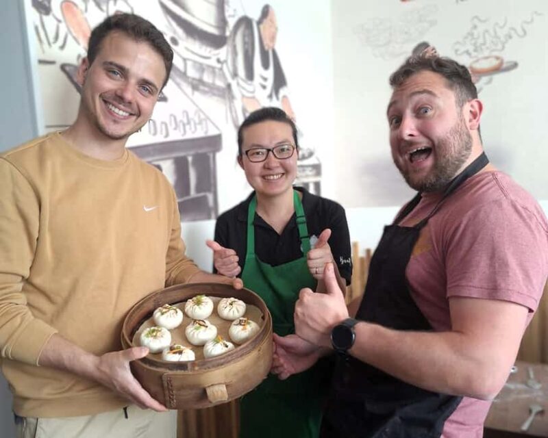 Lyon: Asian cooking classes: make your own baos! - Step-by-Step Bao Shaping: From Dough to Steamed Buns