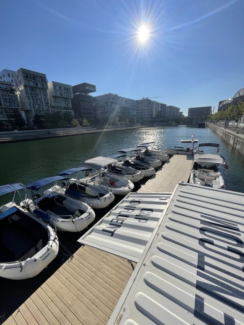 Lyon: Boat Rental without a License - How the Boat’s Simplicity Enhances the Experience