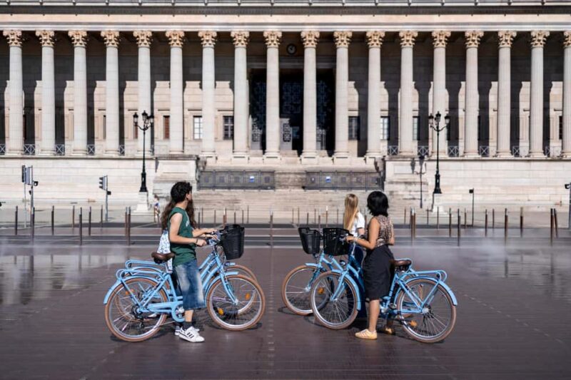 Lyon: city highlights bike tour - Key Points