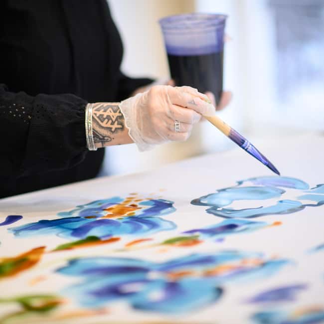 Lyon: Create your own traditional Lyonnais silk square - Create a Unique Lyonnais Silk Square in a 2-Hour Workshop