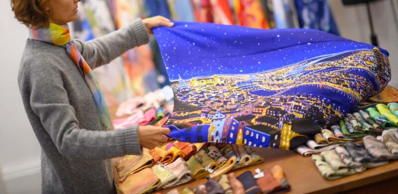 Lyon: Create your own traditional Lyonnais silk square - Creating Your Personal Silk Square