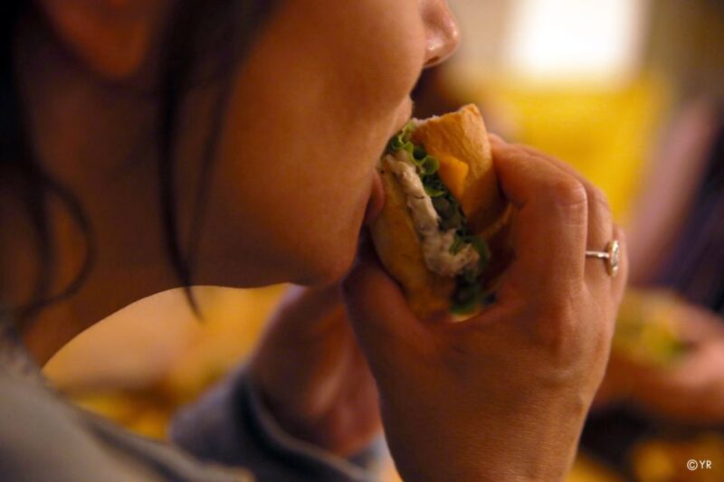 Lyon: Croix-Rousse District Vegan Food Tour with Tastings - Logistics: Meeting Point and Group Size