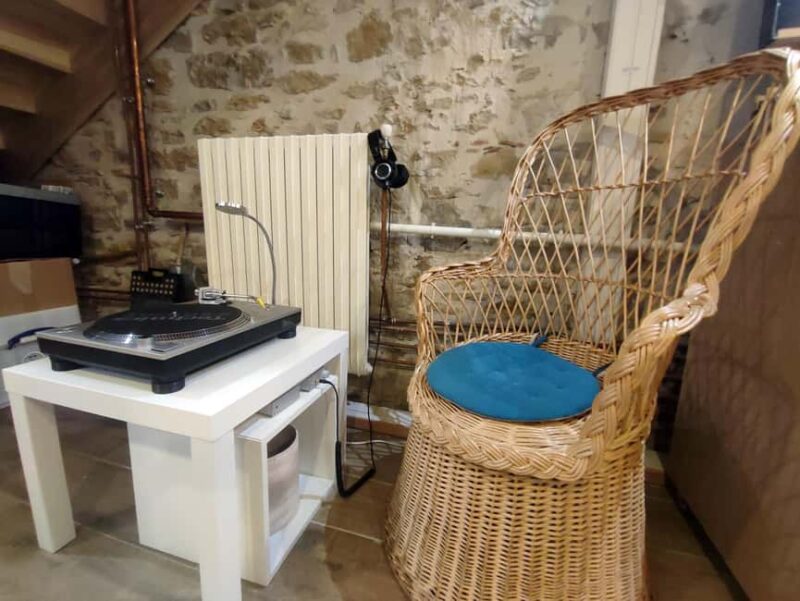 Lyon Croix-Rousse: Wine Tasting & Vinyl Record Tour - Final Thoughts: A Creative Blend of Music, Wine, and Lyon’s Art Scene