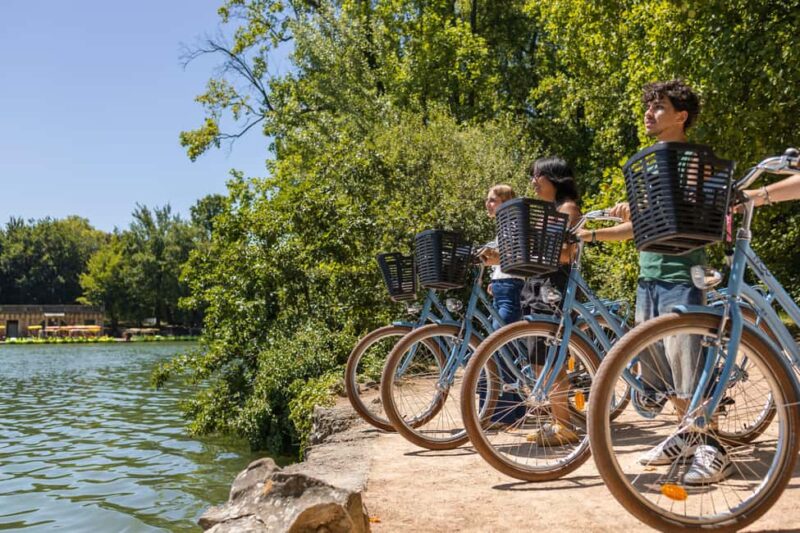 Lyon: Discovery of the Tête d'Or Park by bike - Cycling Along the Quais de Saône for 25 Minutes