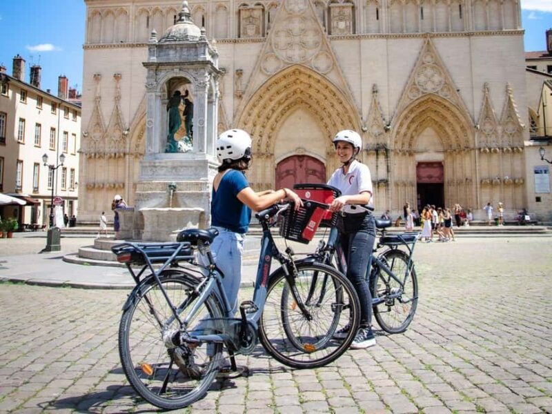 Lyon: Electric bike rental - 2 hours - Discover Lyon’s Presquîle on an Electric Bike