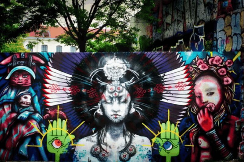 Lyon: Guided tour of the Croix-Rousse - Exploring the Traboules: Lyon’s Secret Passageways