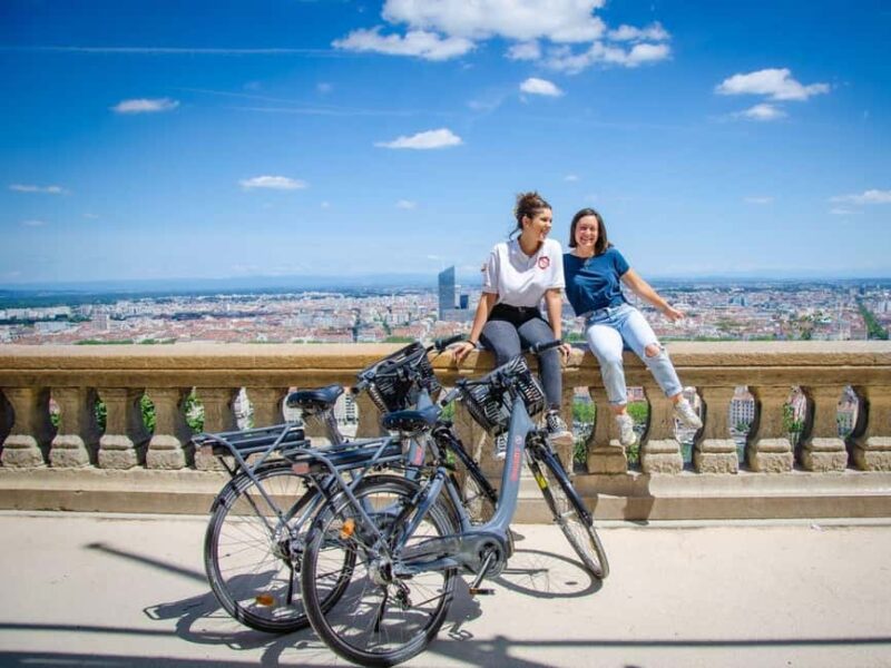 Lyon: Half-day electric bike rental - Key Points