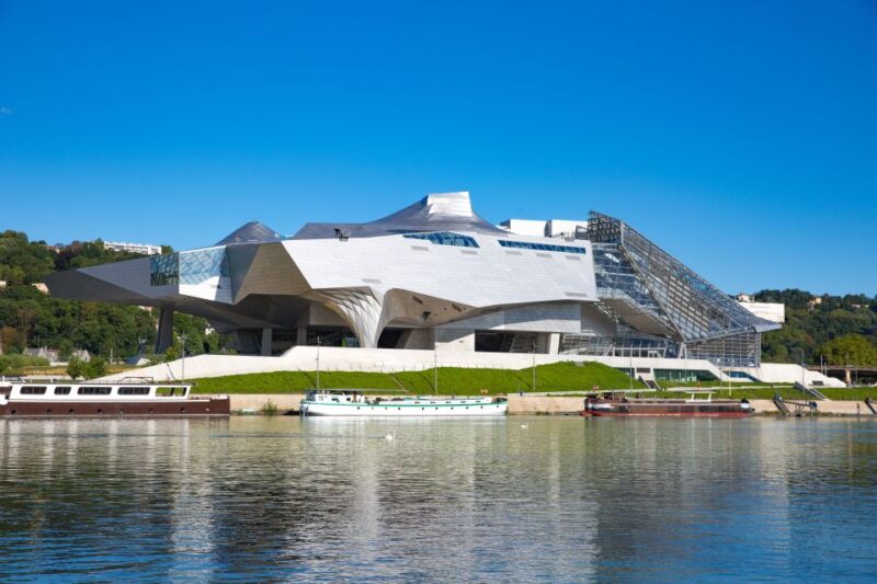 Lyon: Musée des Confluences Entrance Ticket - Visiting the Temporary Exhibitions