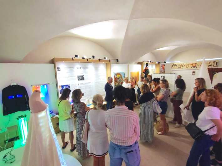 Lyon: Musée Soieries Brochier guided tour - Discovering Haute Couture and Artistic Collaborations