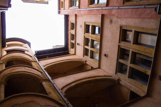 Lyon Old District : Private Walking Tour - Visiting the Musée des Arts de la Marionnette – Gadagne