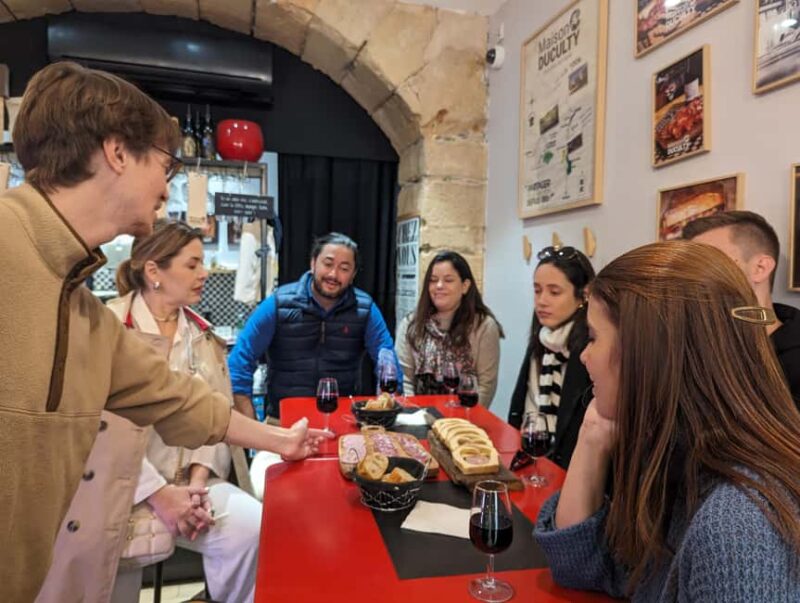 Lyon: Presquîle & Old Town Food Tour - Full Lunch Tastings - Tasting Lyonnais Specialties: Whats Included