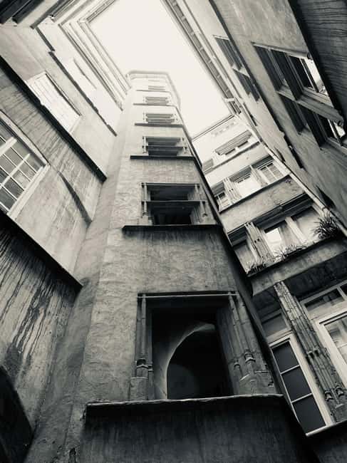 Lyon: Private Walking Tour of "Traboules" in the Old Town - Price and Overall Value