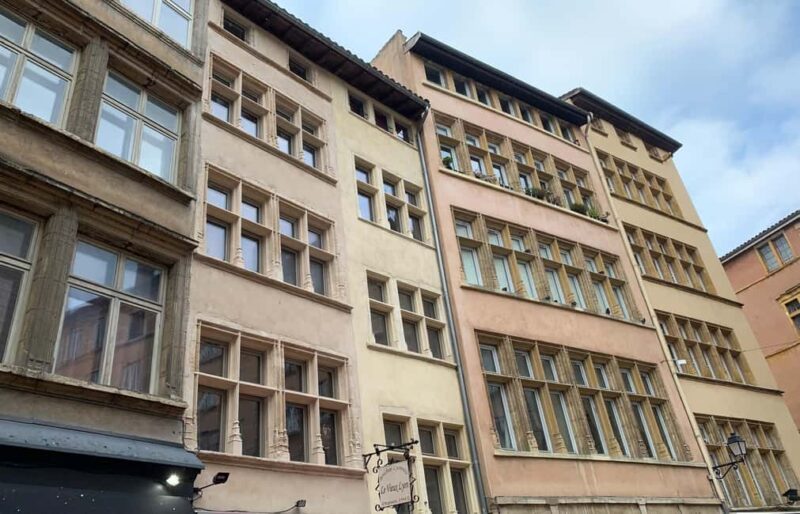 Lyon: Private Walking Tour of "Traboules" in the Old Town - Who Should Book This Tour?