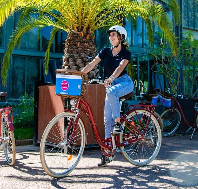 Lyon: Tête d'Or park on an electric bike Tour - Key Points