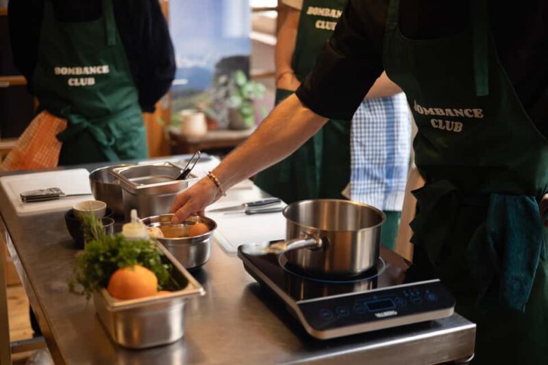 Lyon: Unique and friendly cooking class in the center with tasting - Lyons Friendly Cooking Class with Tasting: An Authentic Culinary Experience