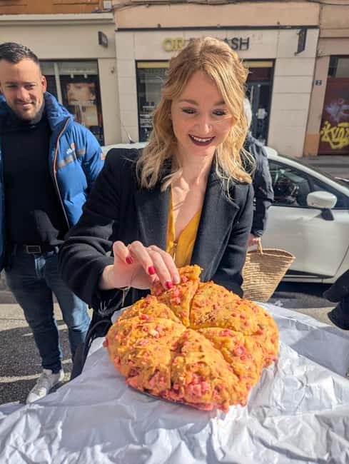 Lyon: Visit and taste the best pastries in Croix Rousse - Discover the Sweet Side of Croix Rousse for Just $76