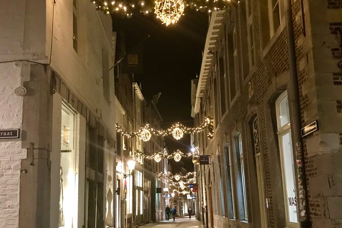 Maastricht Evening Sightseeing Tour - Key Points