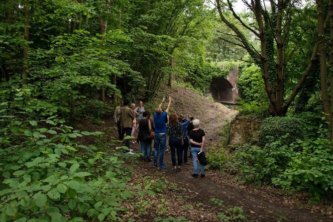 Maastricht Highlights, Architecture & Heritage Tour - Modern Architectural Developments in Maastricht