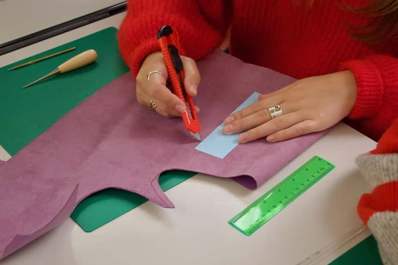 Made in Florence: Your Leather Crafting Experience - Logistics: Meeting Point and Group Size