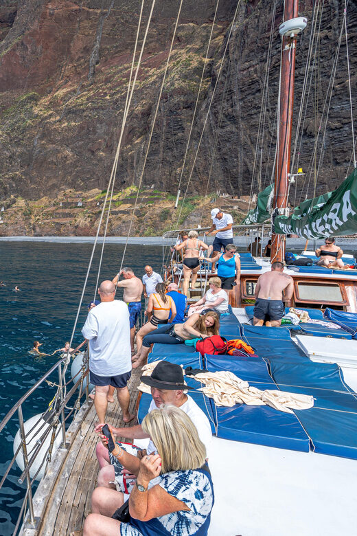 Madeira : 5 hour West Coast wooden Boat excursion - The Crew and Comfort on Board