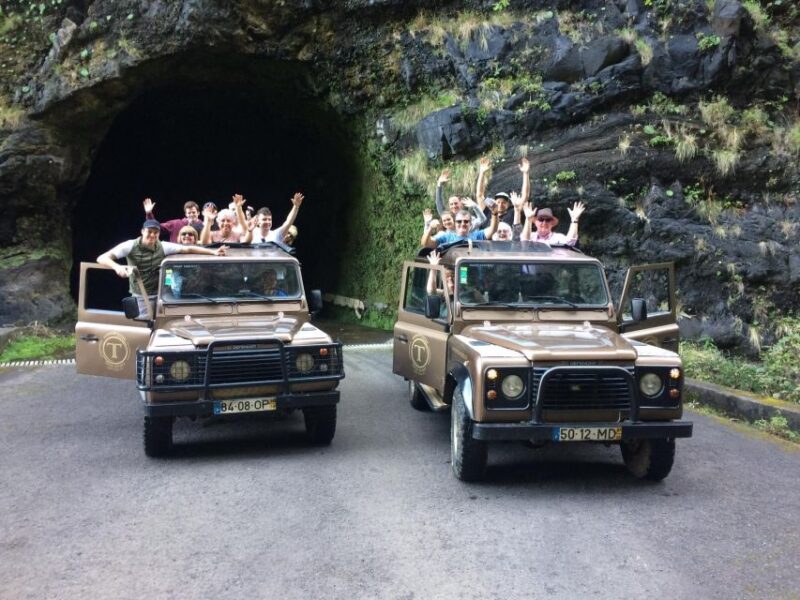 Madeira: Arieiro, Santana, Ponta de São Lourenço Jeep Tour - Exploring Pico do Arieiro at 1818 Meters