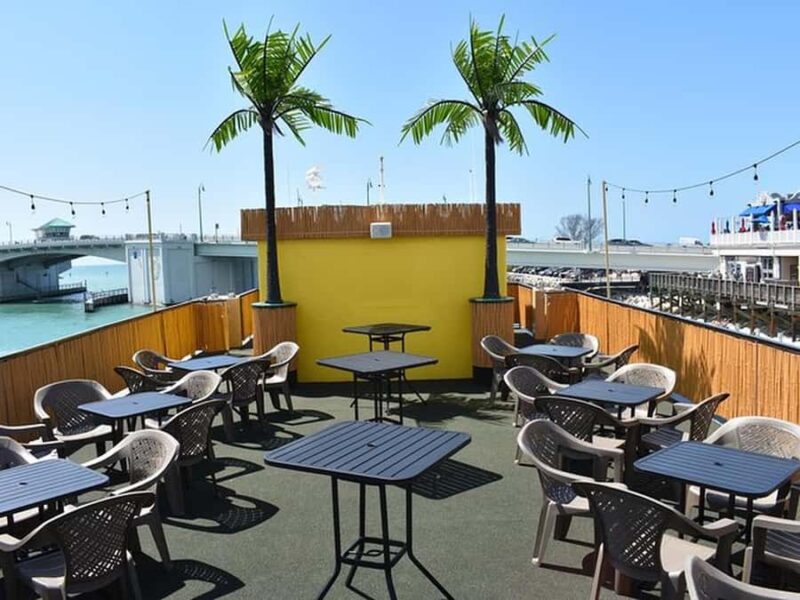 Madeira Beach: Calypso Breeze Cruise with Buffet - Board the Calypso Breeze for a Calm Florida Water Journey