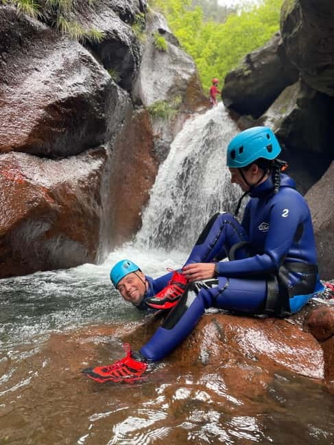 Madeira: Canyoning - Madeira: Canyoning - A Thrilling 4-Hour Adventure in Curral das Freiras