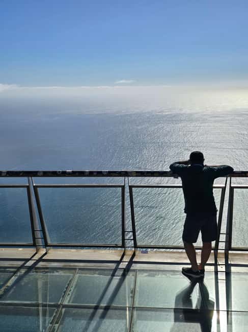 Madeira: Comfortable private tour with views and local guide (up to 4 people) - Scenic Stops and Photo Opportunities on the Tour