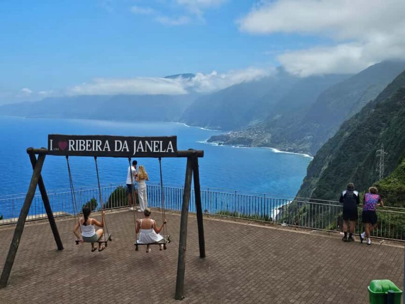 Madeira: Comfortable private tour with views and local guide (up to 4 people) - Important Practicalities and Recommendations