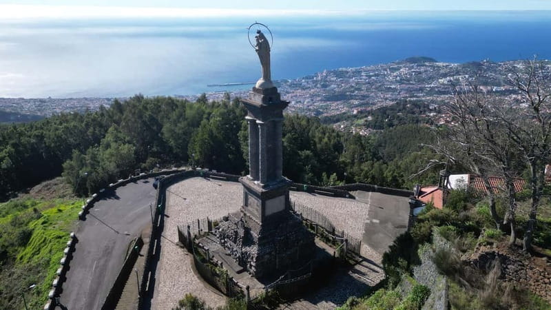 Madeira: East Coast Cabriolet Road Trip - Santana’s Traditional Houses and Scenic River Views