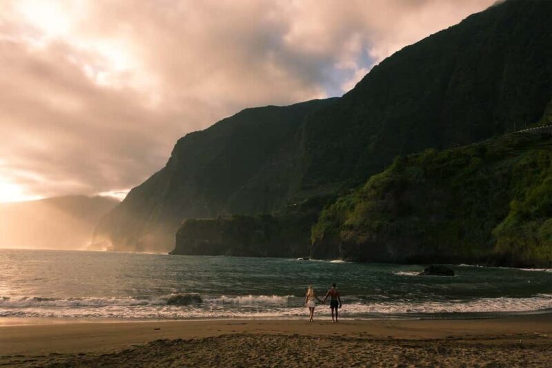 Madeira: Fanal Forest, Seixal Beach & Porto Moniz Jeep Tour - Exploring the UNESCO Fanal Forest