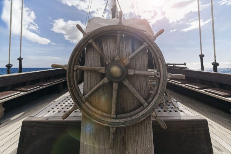 Madeira: Flag Ship Tour aboard Santa Maria de Colombo - The Guides and Crew: Knowledgeable and Friendly