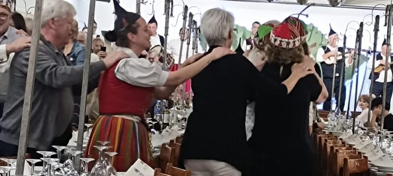 Madeira: Folk Dancing Show and Traditional Local Dinner - An Evening in a Typical Local Venue