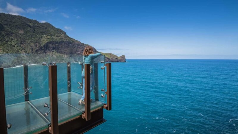 Madeira Funchal:East Tour Pico Arieiro & Santana&Laurissilva - Guindaste Viewpoint and Glass Walkways