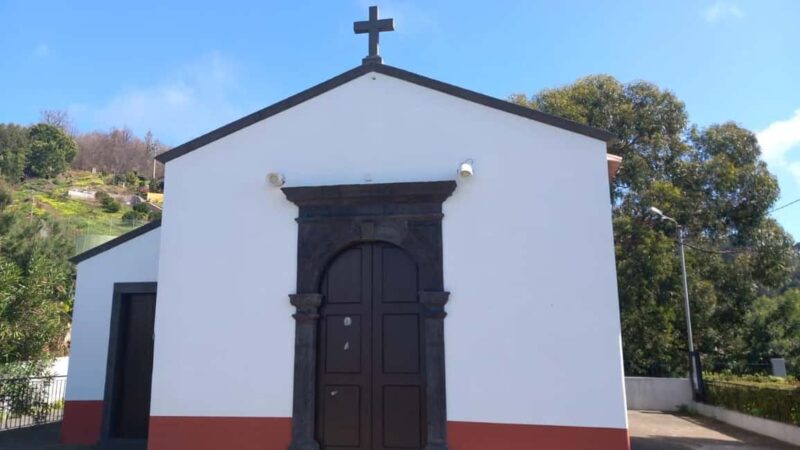 Madeira: Guided Wine Tasting and Scenic Walk - Key Points