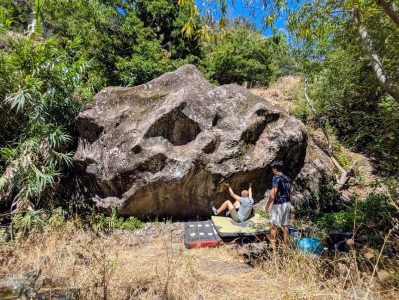 Madeira: Half-Day Bouldering Adventure with Snacks - Learning the Basics with a Skilled Guide