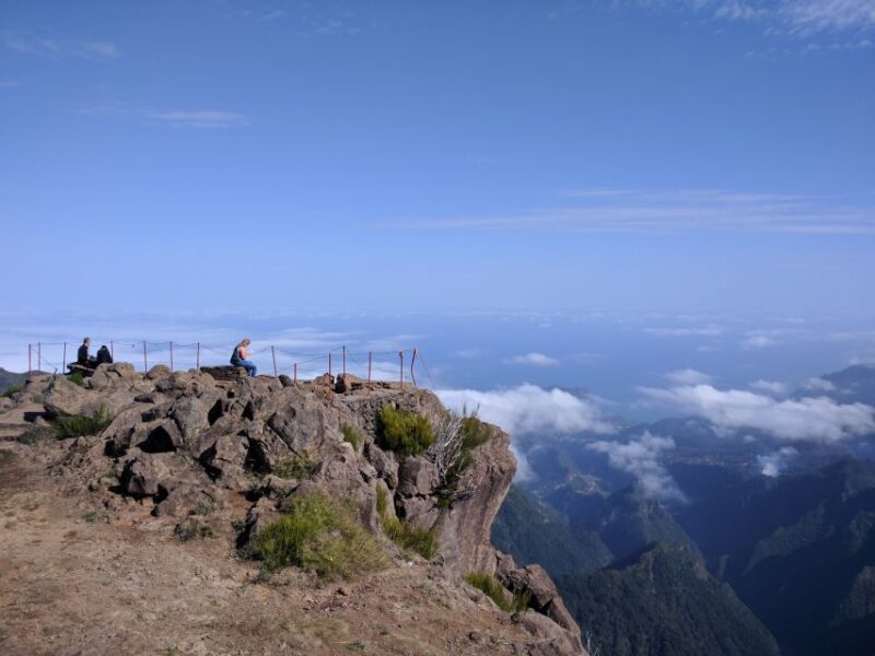Madeira: Jeep tour Pico Areeiro, Santa Cruz and Cristo Rei - Off-Road Adventures in Santo da Serra
