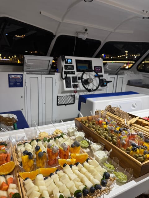 Madeira: LAST CALL New Years Eve - Fireworks at Sea 2025/26 - Practical Tips: What to Bring and What Not to Bring